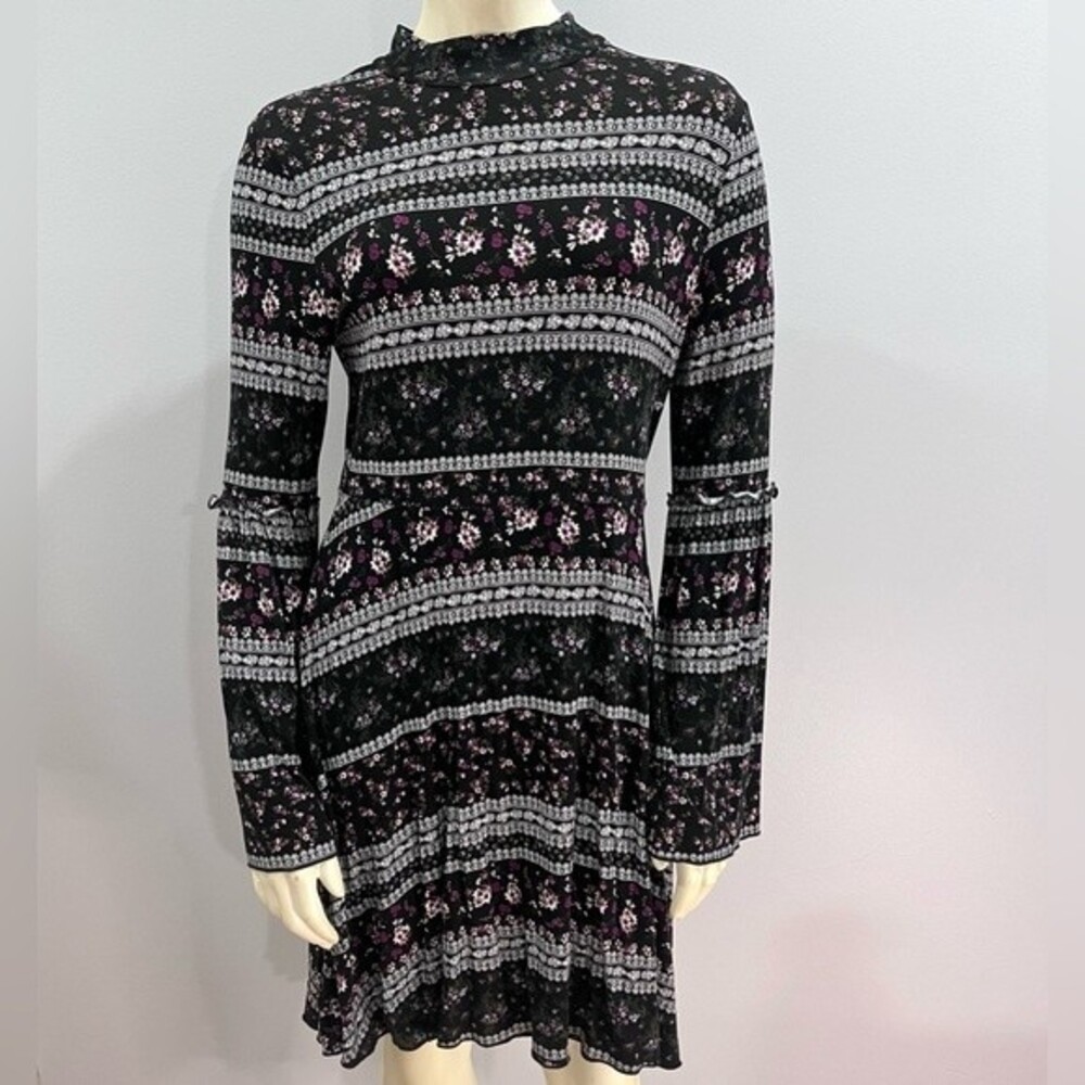 Long trumpet sleeve black and pink floral boho dress size medium
